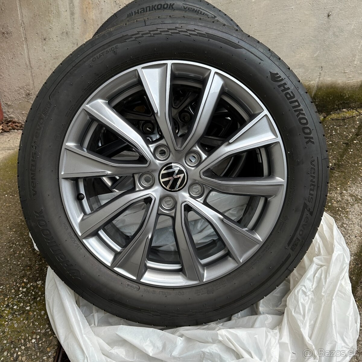 235/50 R18 kolesá VW(letné pneumatiky + disky) 5x120 mm