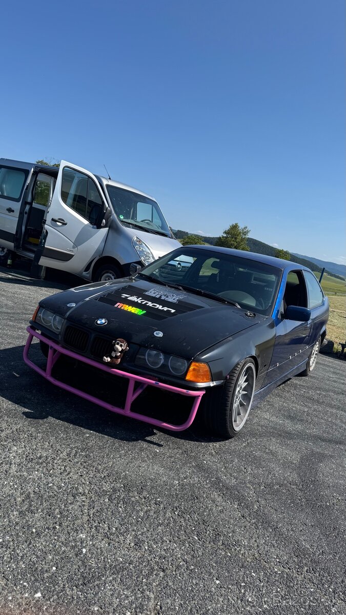 BMW E36 323ti