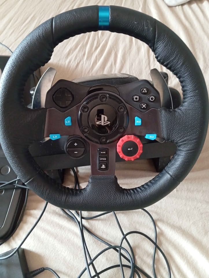 Logitech G29 Driving Force volant