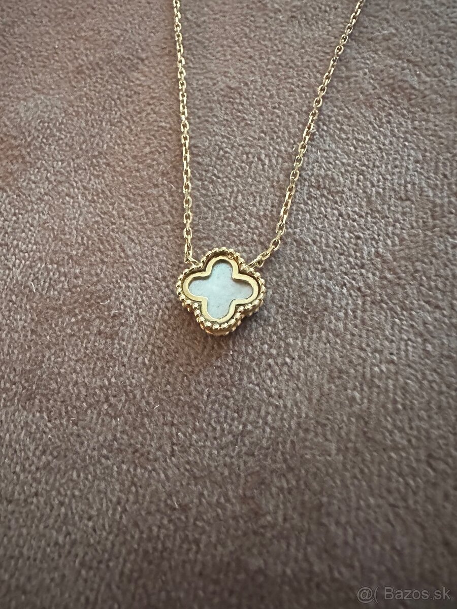 ZLATÝ NÁHRDELNÍK 14K