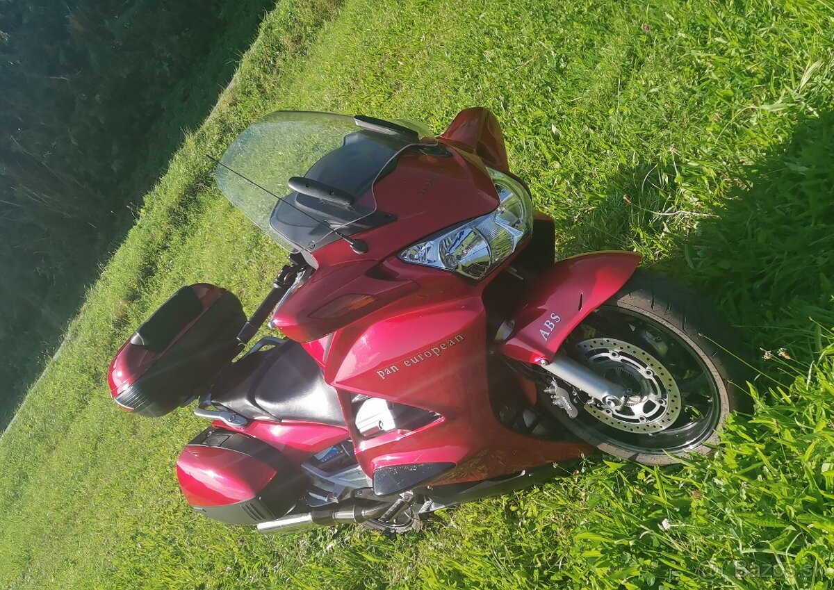 Predám 3678€ VYMENÍM Honda Pan European 1300 ST rv-2005 93kw