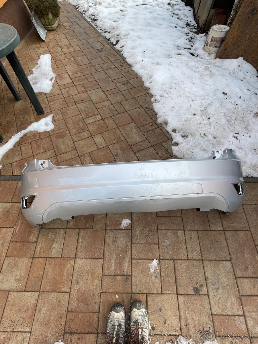 Zadný nárazník Ford Focus mk2 hatchback