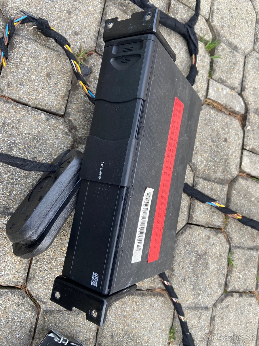 BMW E46 coupe CD Changer
