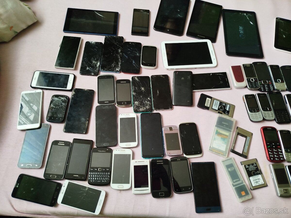 Staré mobily
