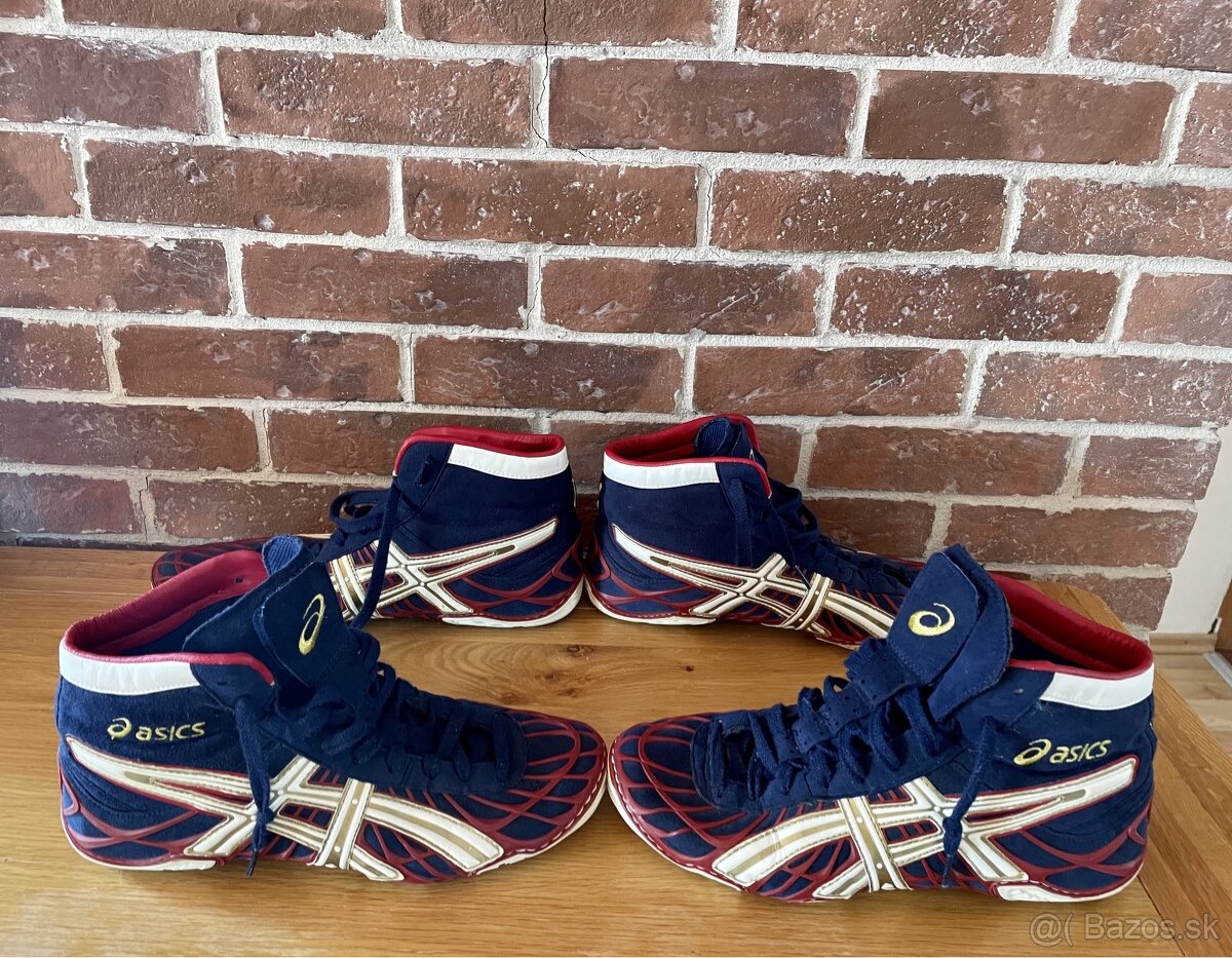 Asics zapasnicke topánky.