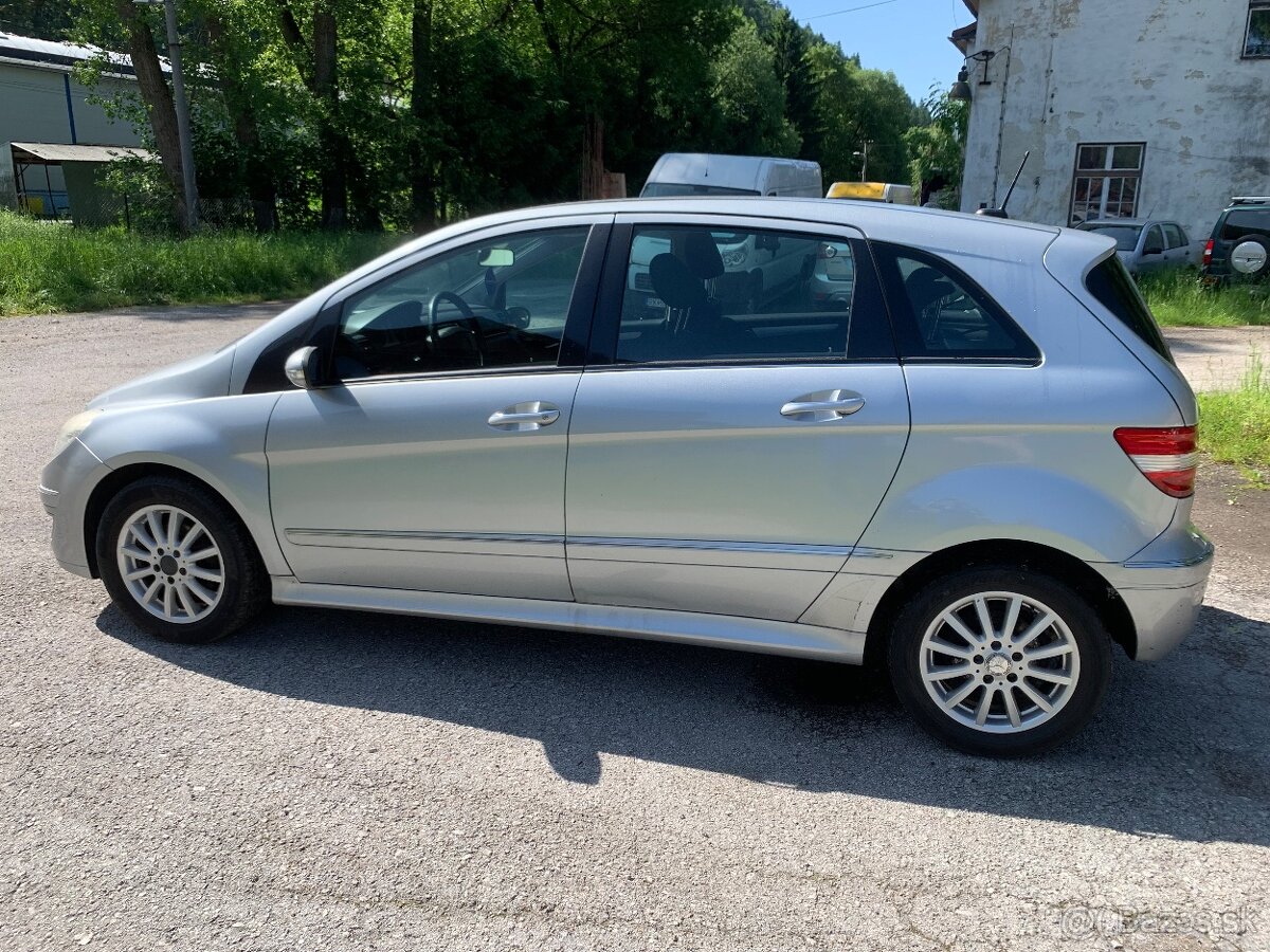 Mercedes benz b170