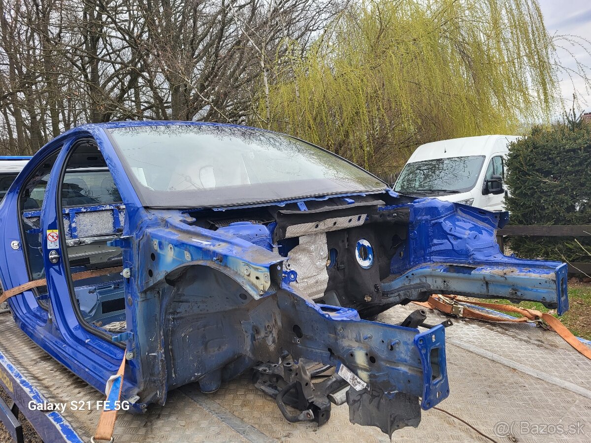 Škoda Octavia 4 výřezové dily karoserie