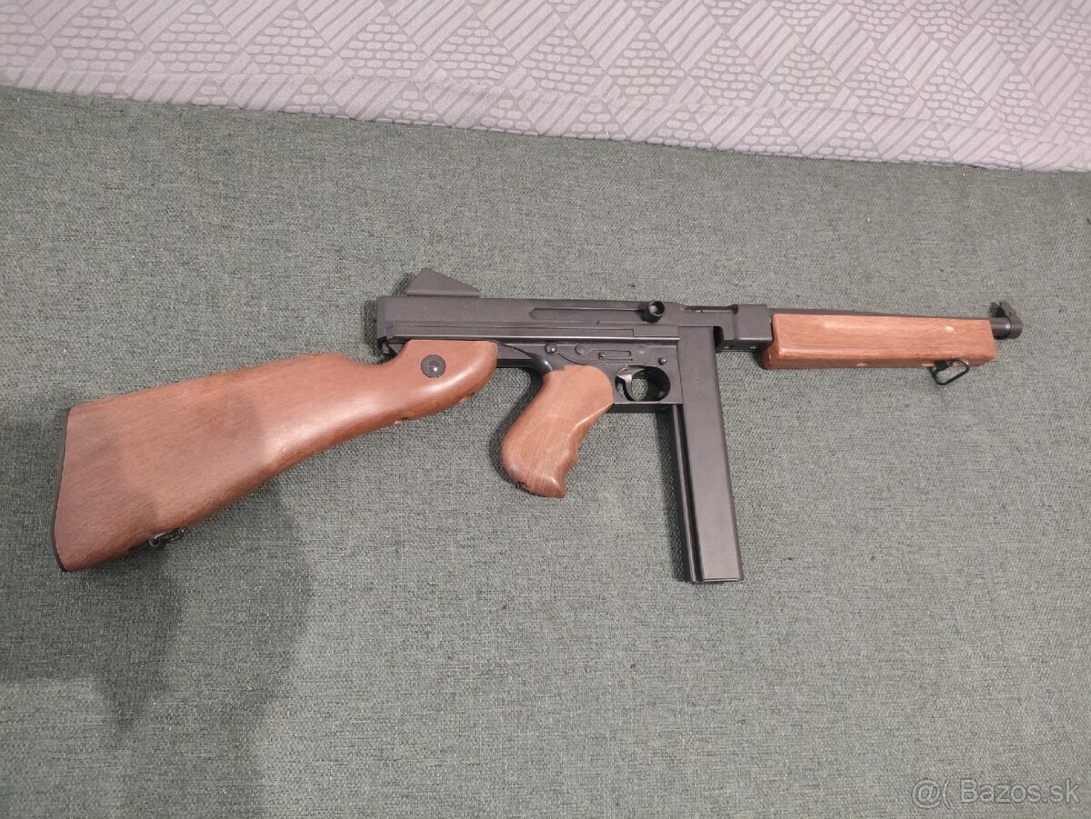 Airsoft Thompson M1A1