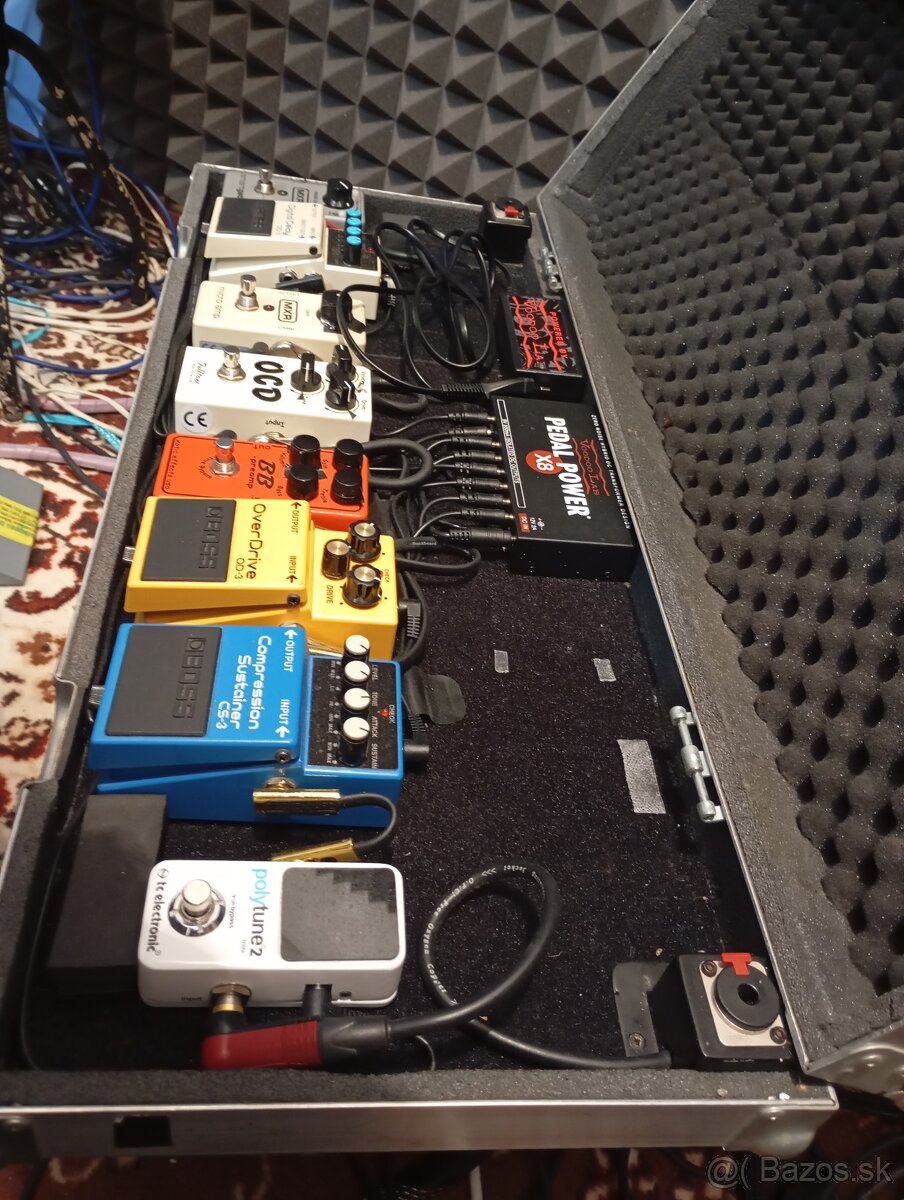 Pedalboard guitar