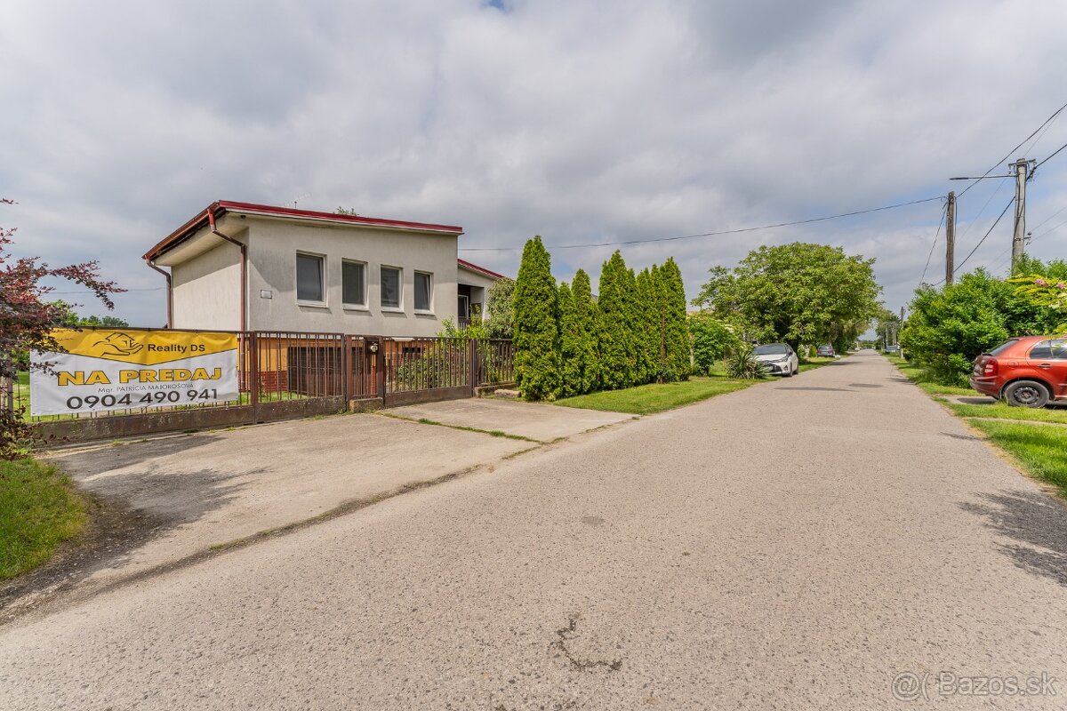 PREDAJ Útulný 4 izb. RD s garážou, pivnicou a veľkým pozemom