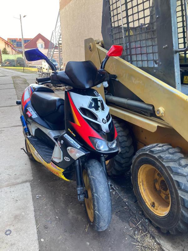 Aprilia sr 50 ditech racing 70cc