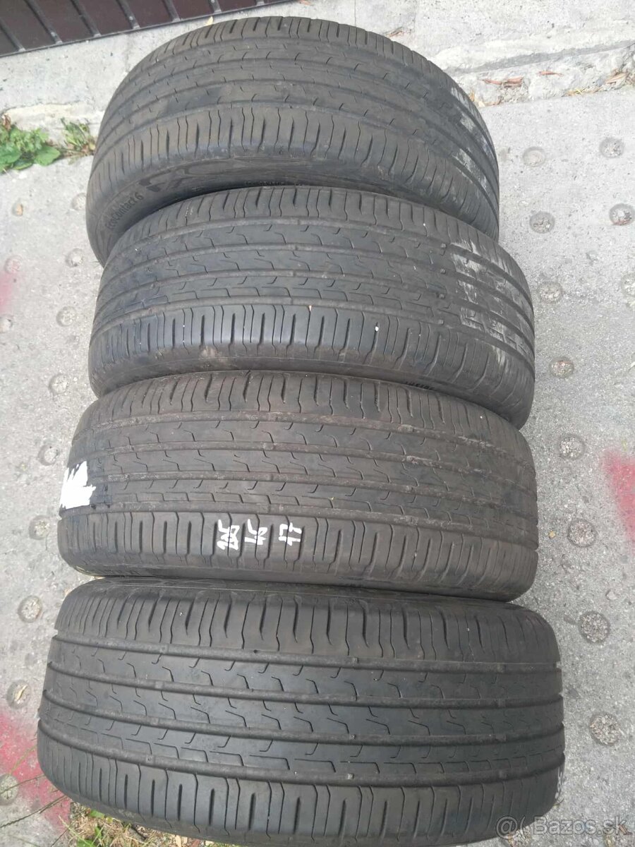 205/45 R 17 letné CONTINENTAL.