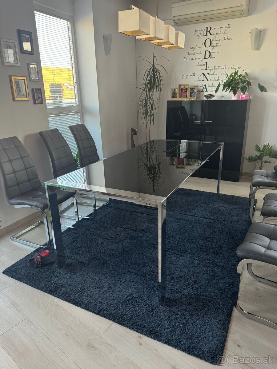 Jedalensky stol