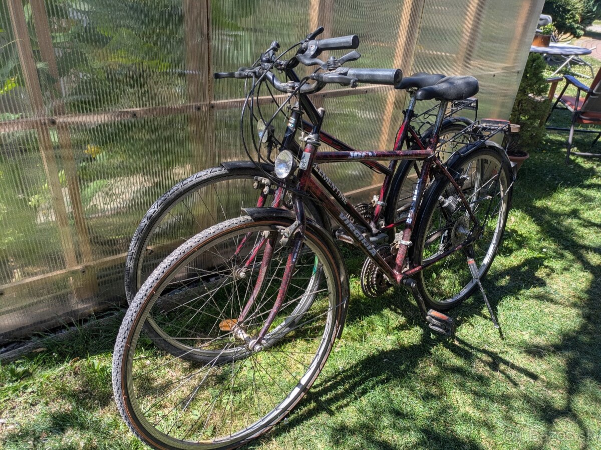 Dámsky a pánsky bicykel