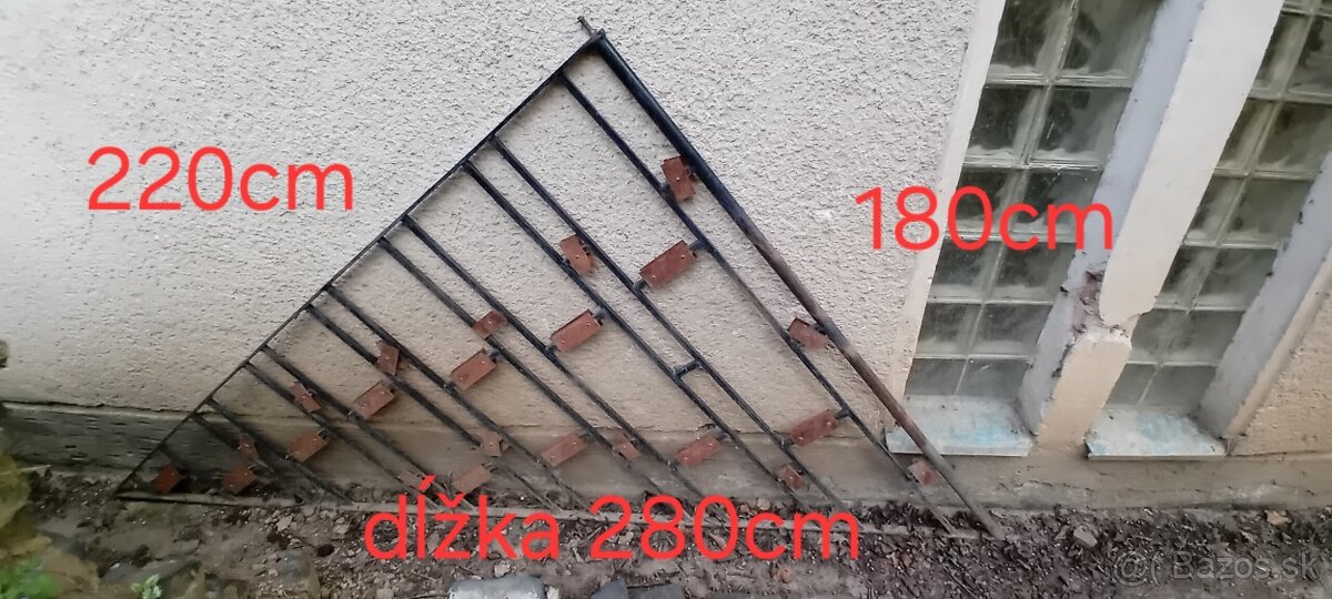 Kovové zábradlie