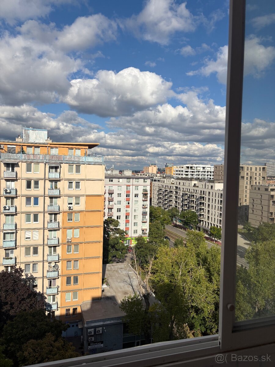 Prenájom 3izb.byt na Račianskom mýte