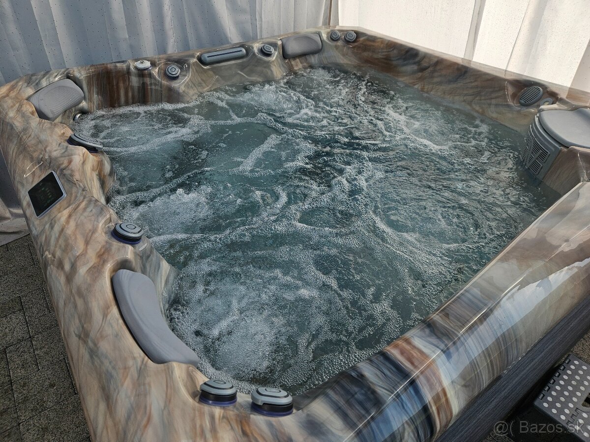 PREDAM JACCUZI / VIRIVKU WELLIS PALERMO 2 LEZANIE+3 SEDENIE