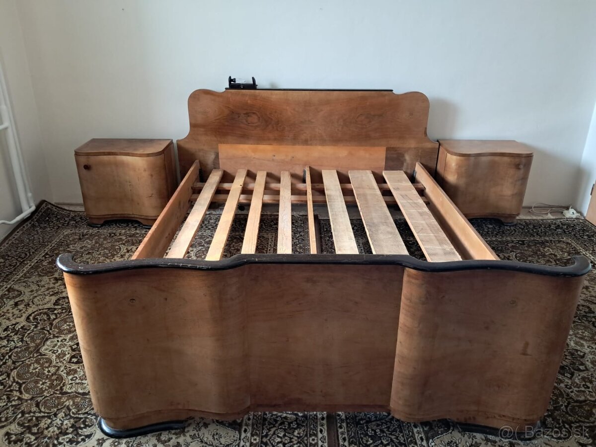 Darujem za odvoz kompletnálú spálňu z 50. rokov