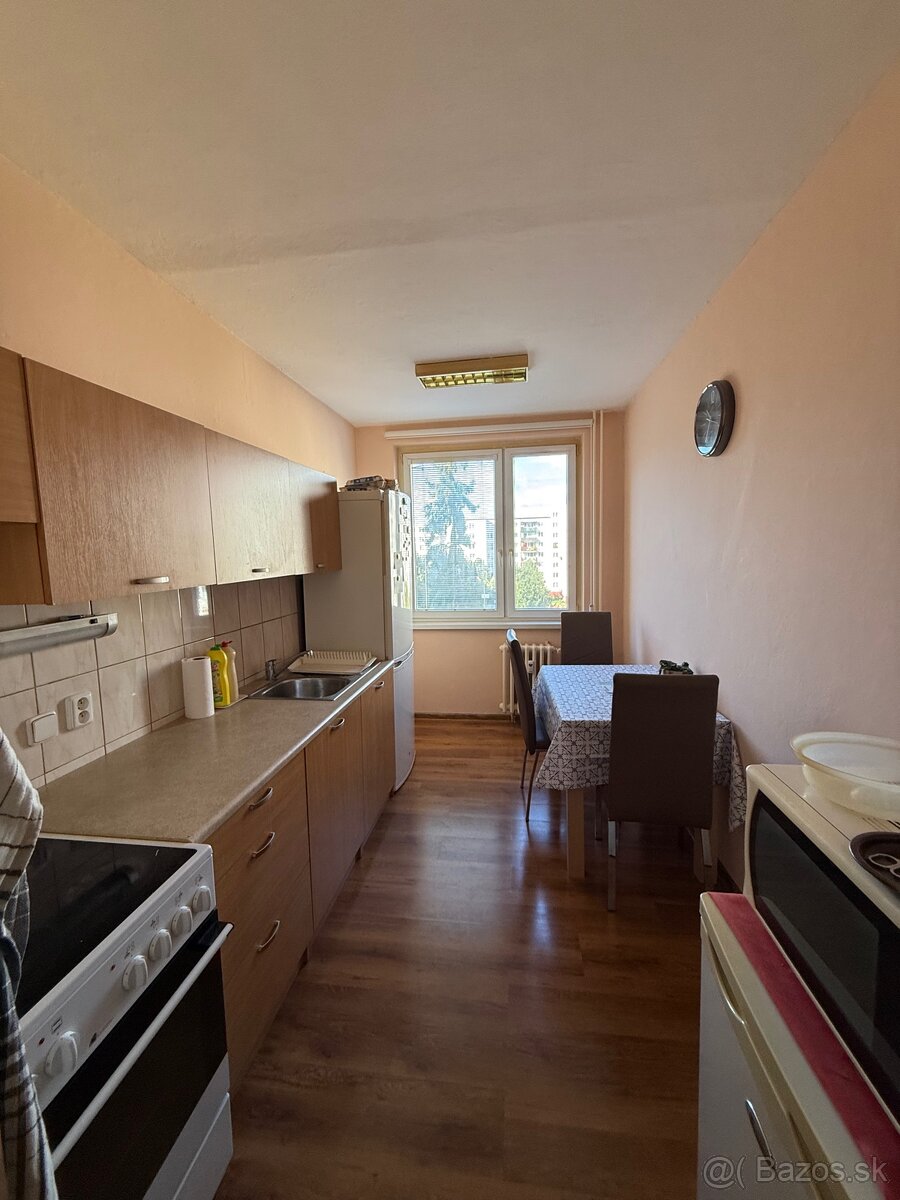 Kuchynská linka vo výbornom stave