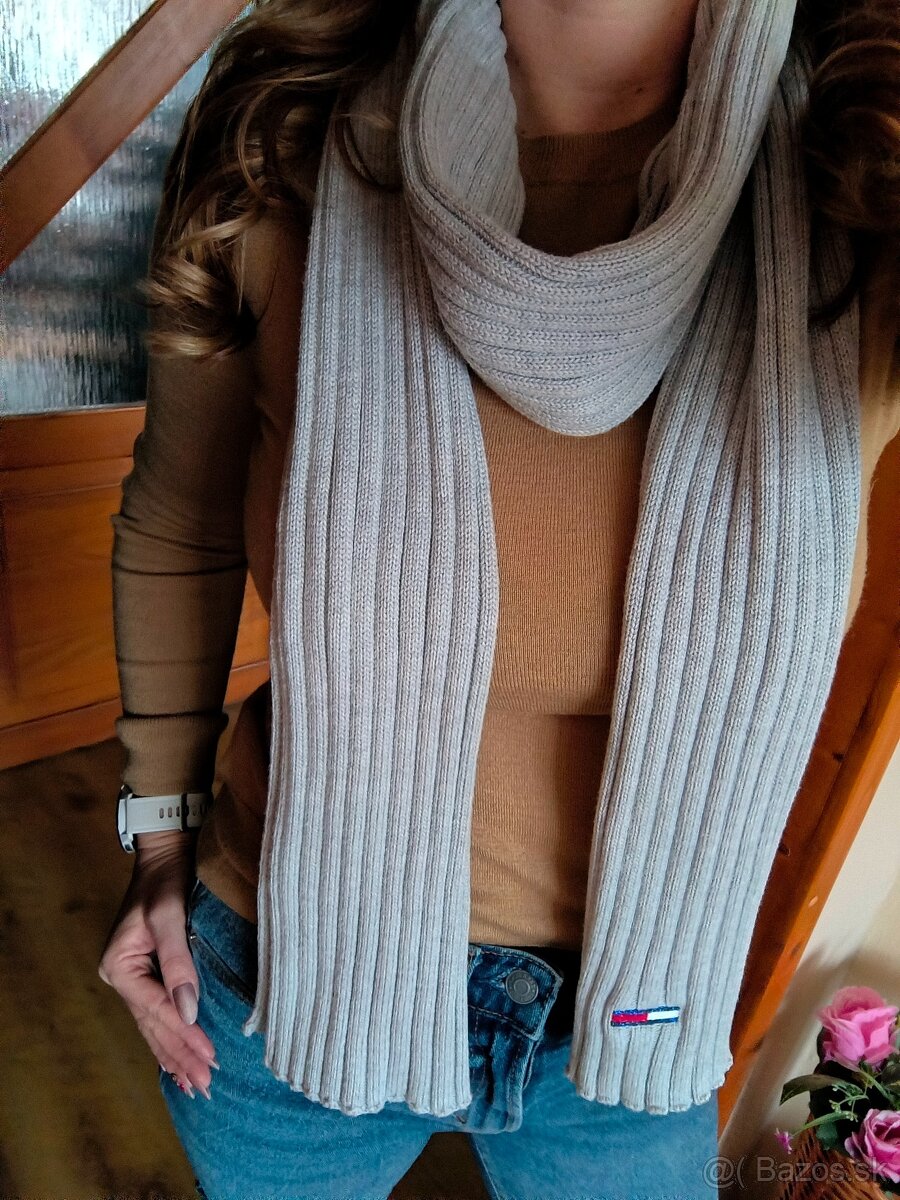 Dámsky šál Tommy Jeans