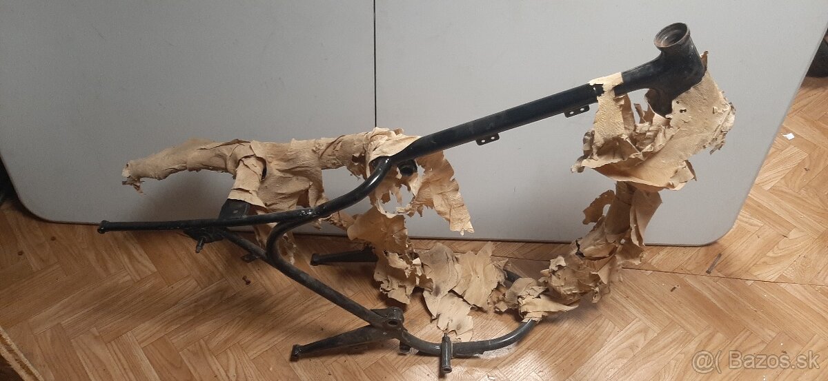 Predám uloženkový rám čz 472.4 +n.d.