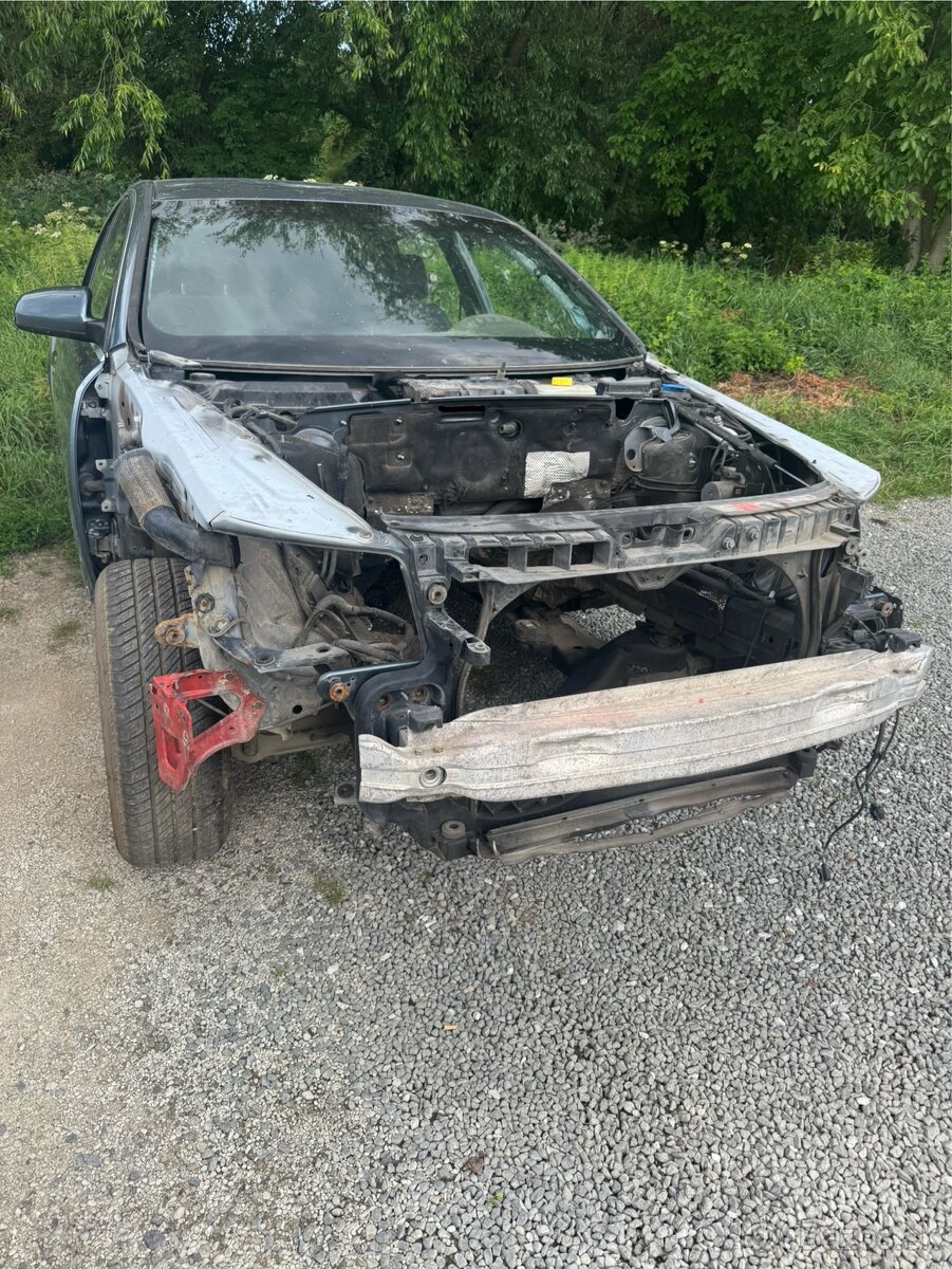 Rozpredám Audi A6 C6 3.0 165kw