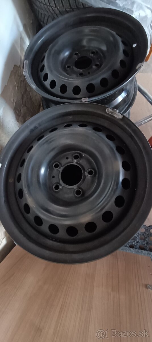 Plechové disky na Nissan Qashqai r16 rozteč 5x114,3