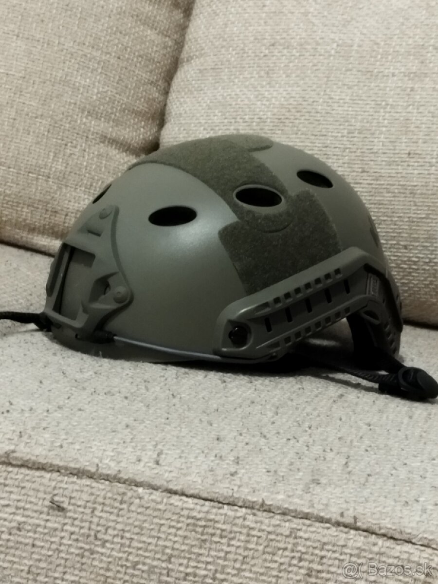 Helma fast