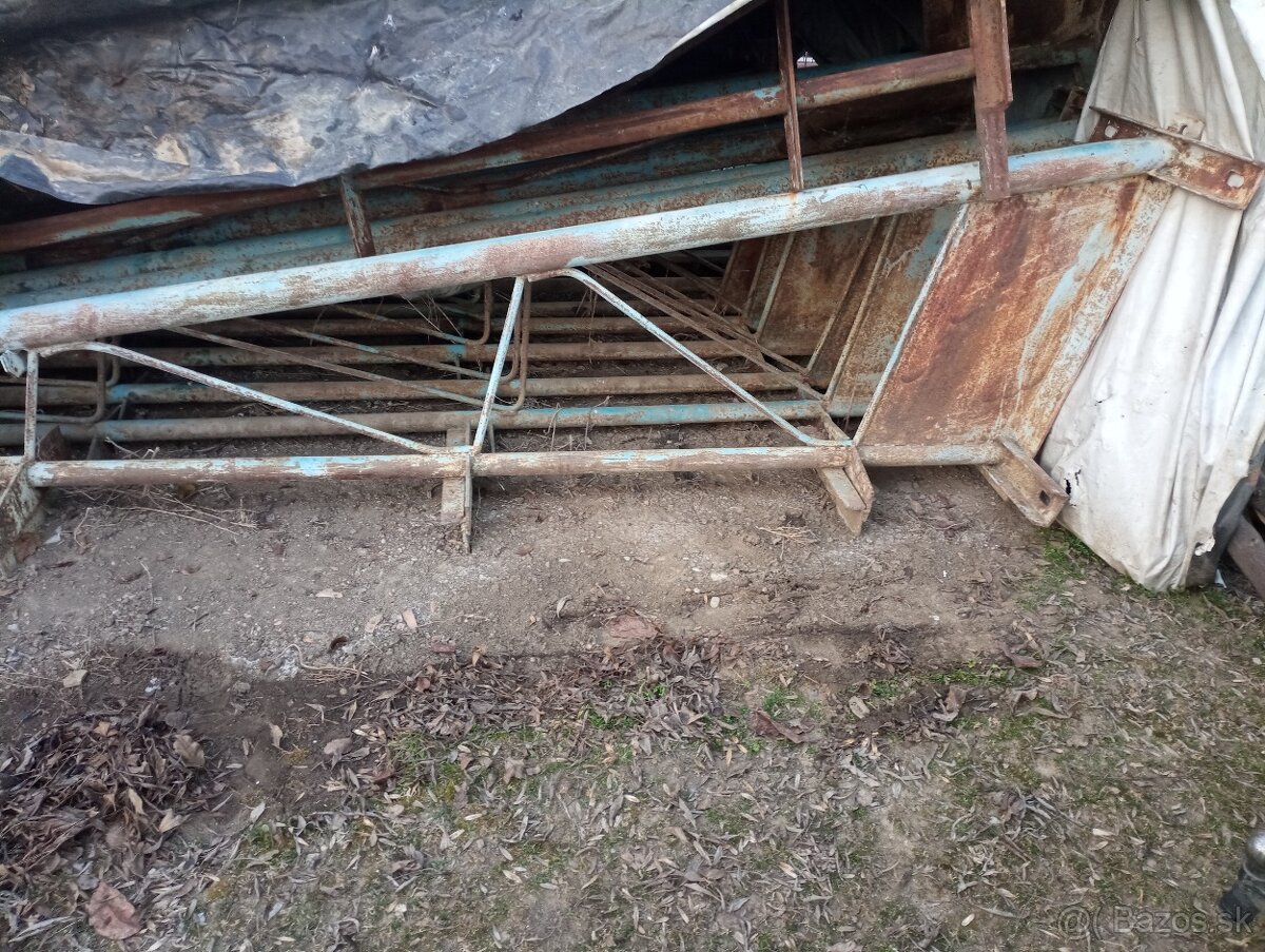 Väzniky na halu ,garáž ,stodolu