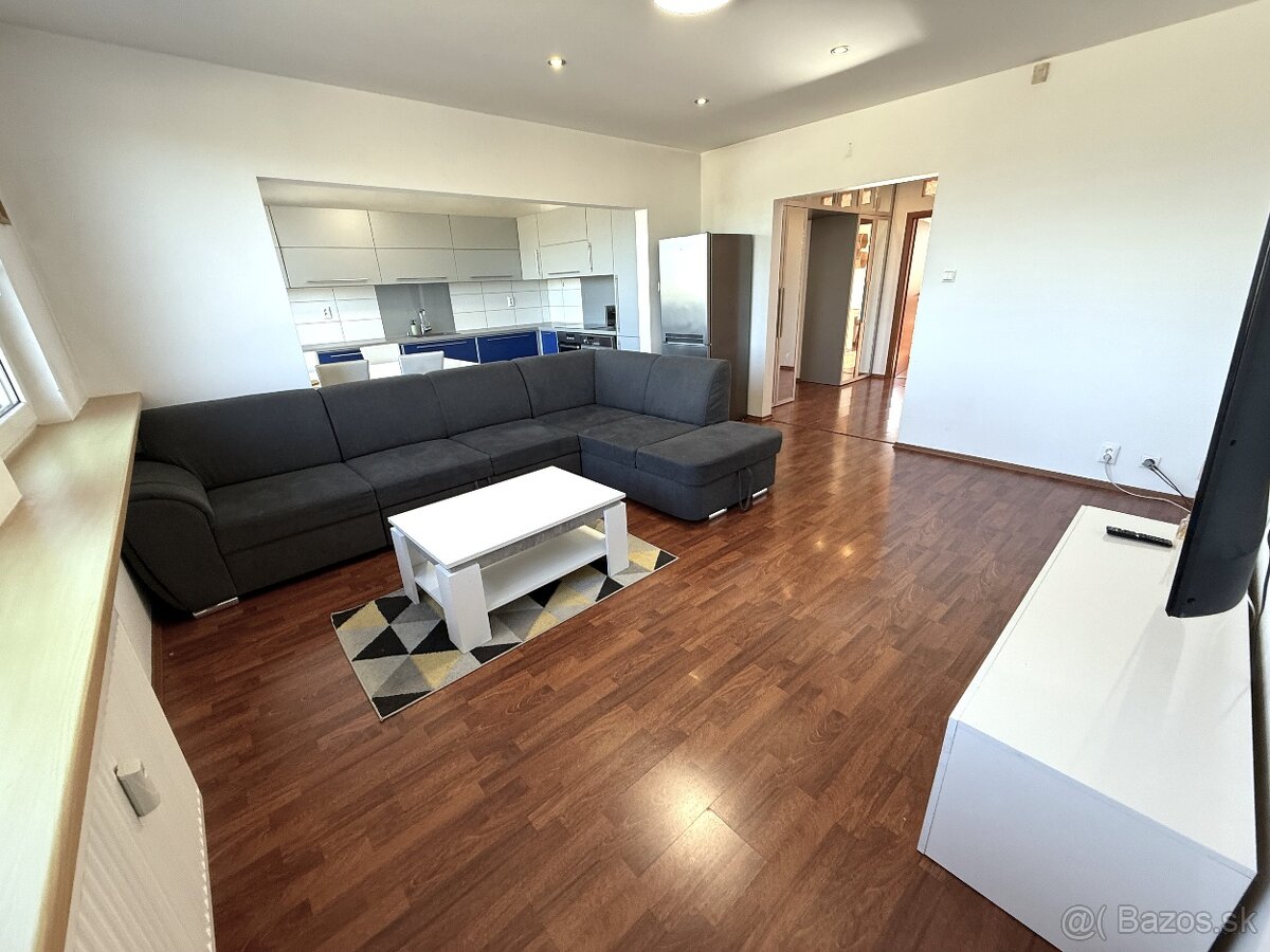 3i kompletne zariadený s balkónom - Hájik | Riešime bývanie