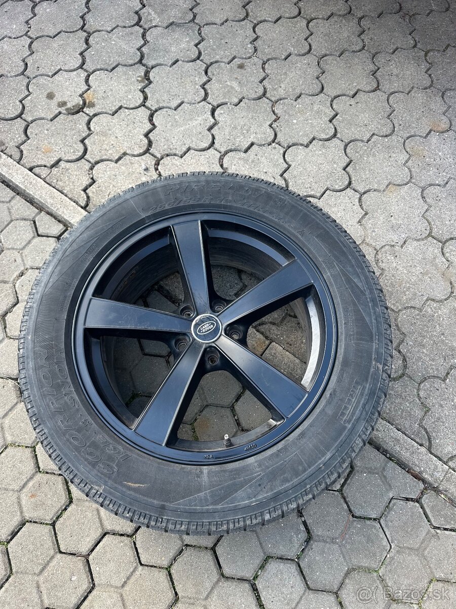 Land Rover / Range Rover R19