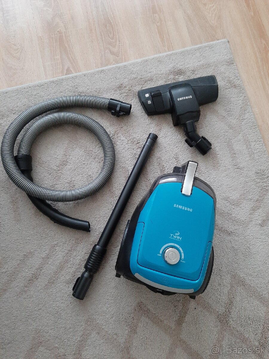 Vysávač Samsung
