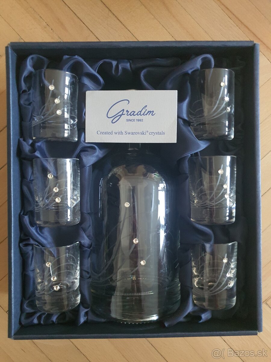 Likér set fľaša 0,5 l (0,7 l) + 6 ks pohár 30 ml