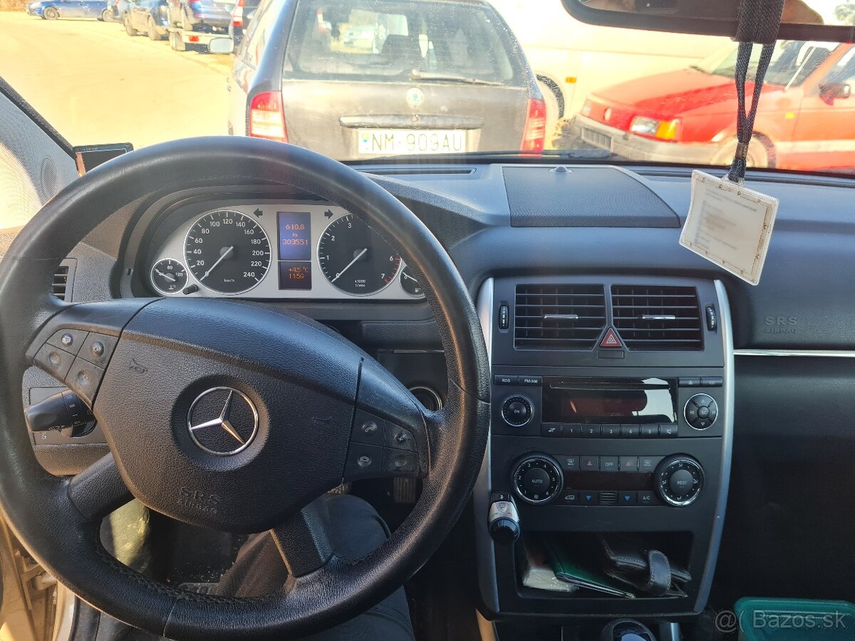 Predam mercedes Benz b170