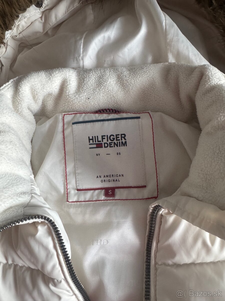 Tommy Hilfiger zimna bunda na predaj