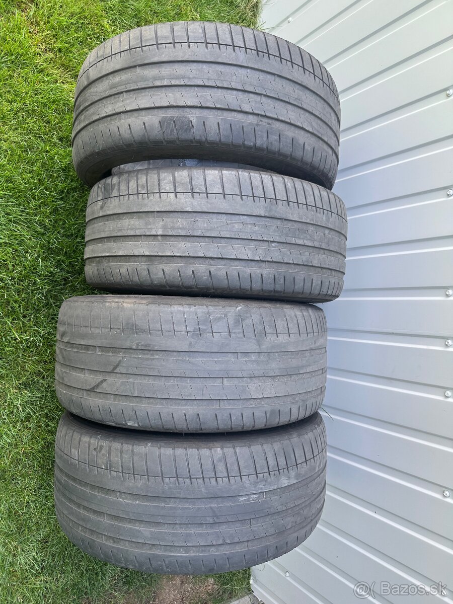 255/40 R19 letne pneu Michelin