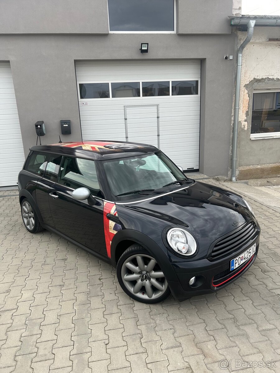 MINI COOPER D CLUBMAN