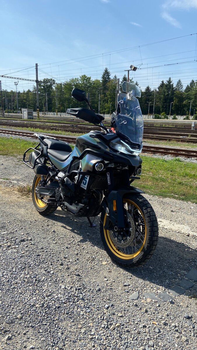 CFMoto 800MT Touring 2023,možný leasing,možná výmena