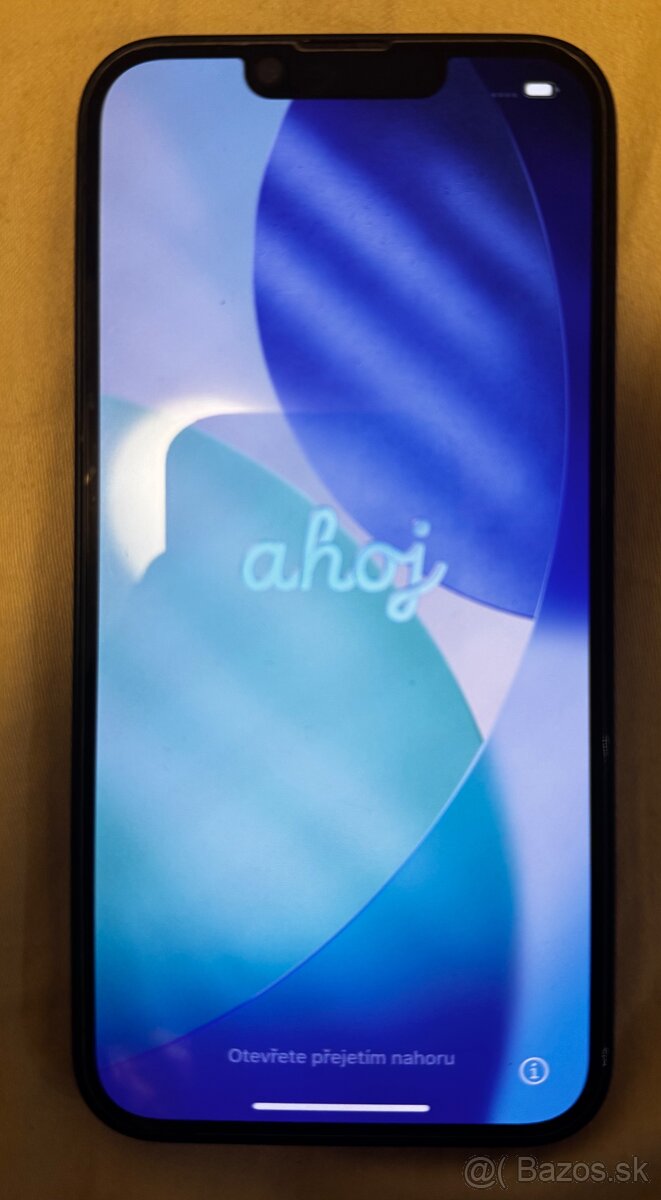 iPhone 16E ,128GB , 4/2025 odhlasený z iCloud,odblokovany