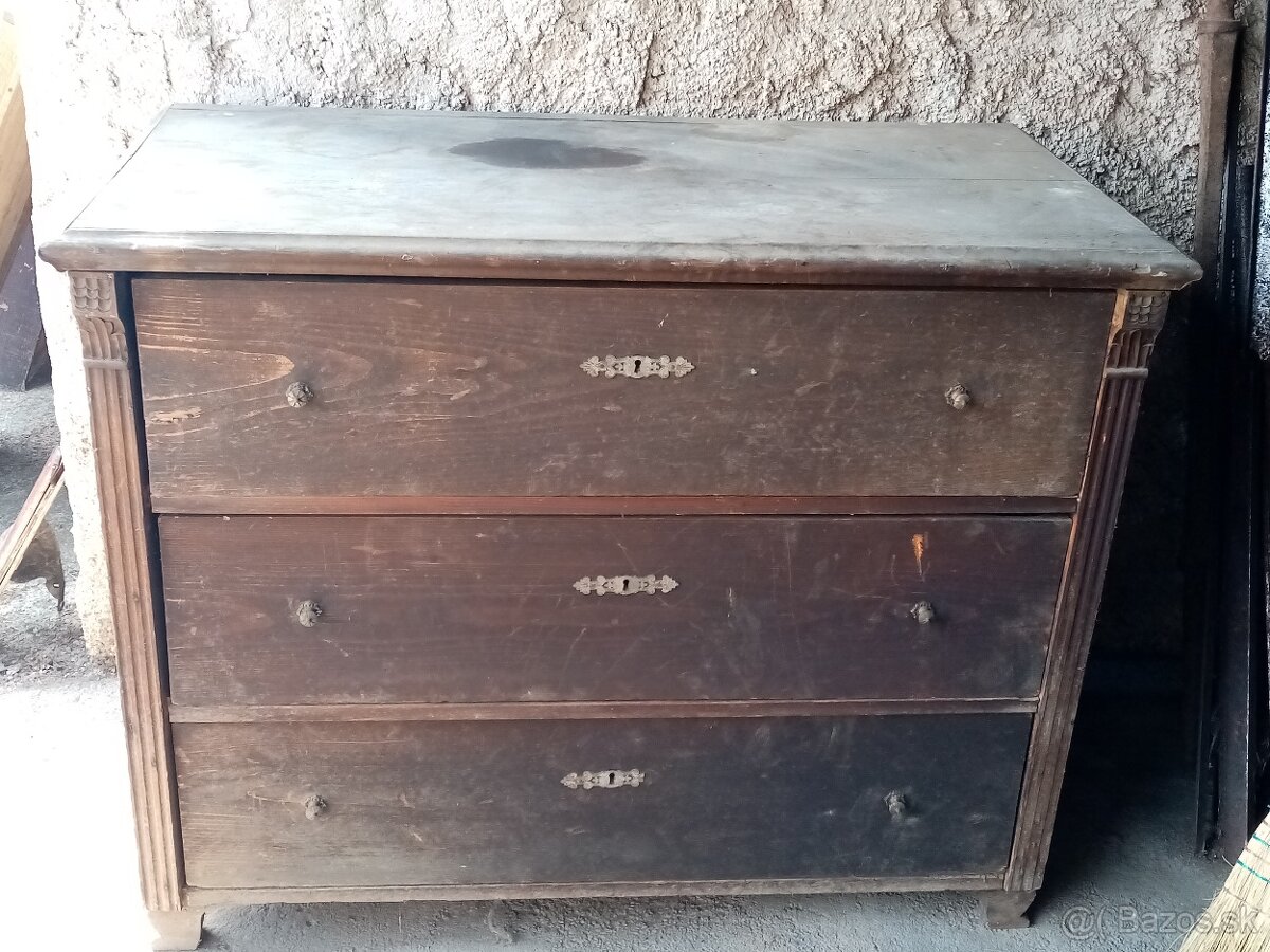 Starožitná komoda, zrkadlová skrinka