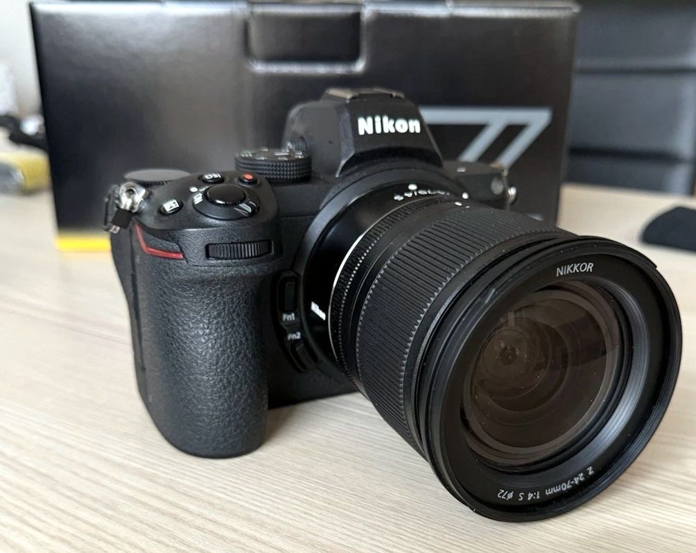 Nikon Z5 + Nikkor 24-70 /F4 - TOP