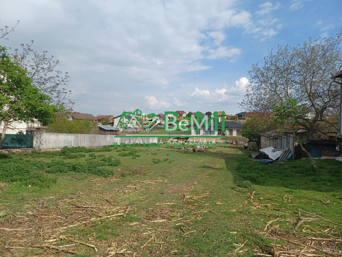 Znížená cena, veľký pozemok pre Váš dom v Cabaji