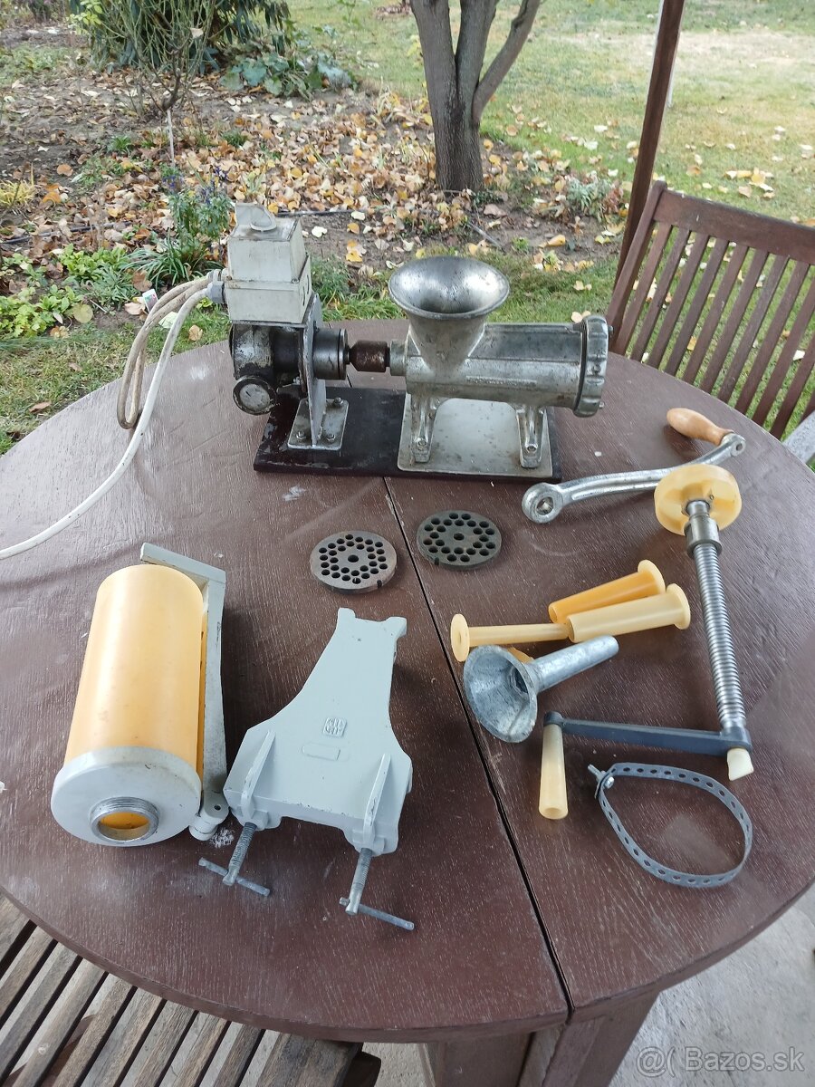 Mlynček na zabíjačku