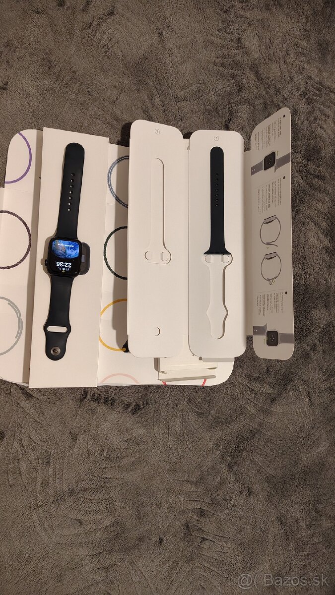 Apple Watch SE (2nd Gen) 44mm Midnight Aluminum