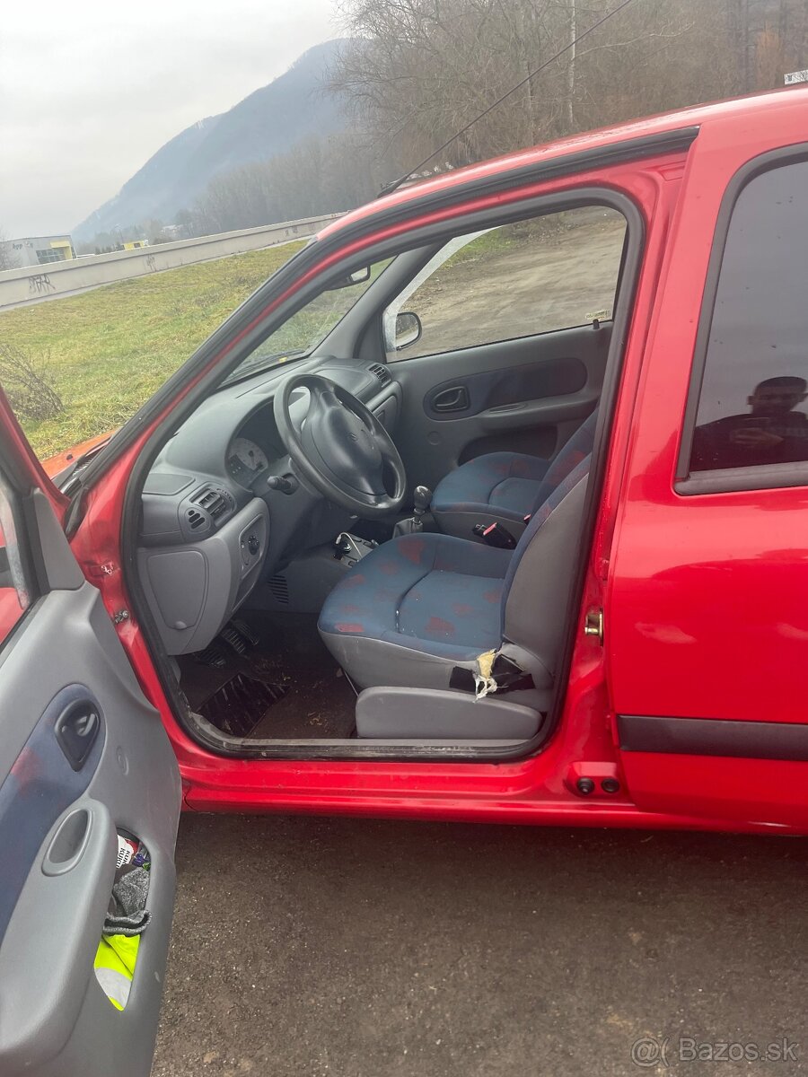 Renault Thália 1.4 Benzín