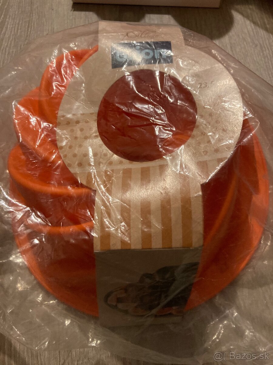 Silikónová forma na bábovku