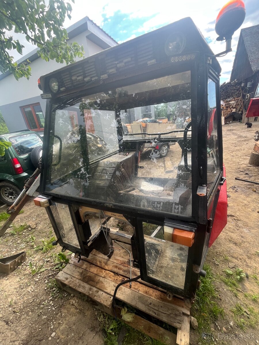 Zetor kabína