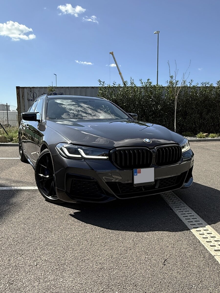 BMW rad 5 Touring 530d xDrive Mpaket LED+ 360 cam Webasto