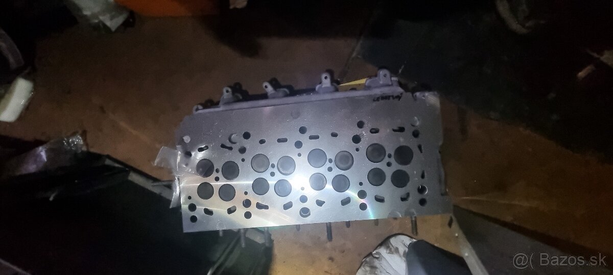 Hlava valcov 1.6 tdi 77kw CAY