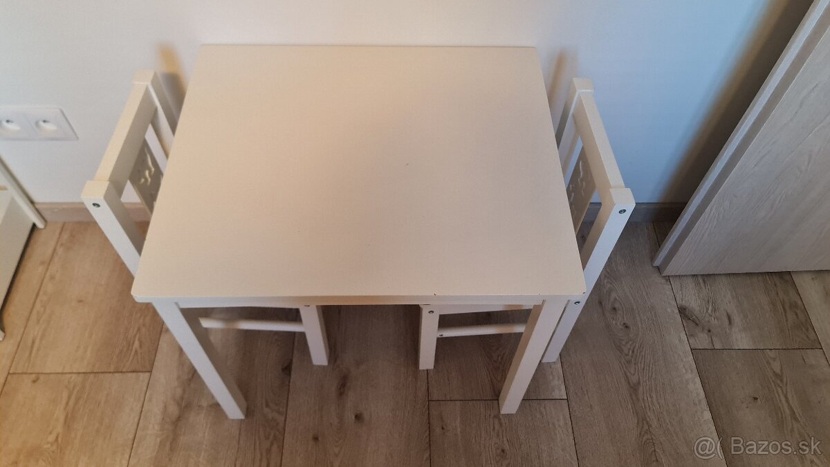 Detský stôl so stoličkami IKEA KRITTER
